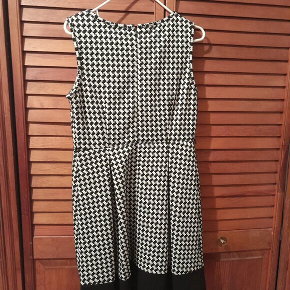 Calvin Klein Dress - Picture 2 of 5